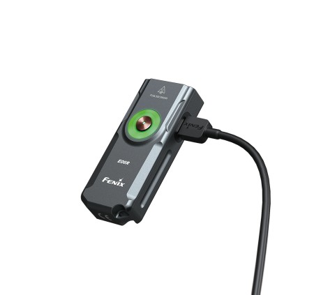 FENIX TORCIA TASCABILE E06R 700 LUMEN UV