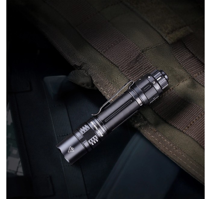 FENIX TORCIA LED PD36 3000LUMEN