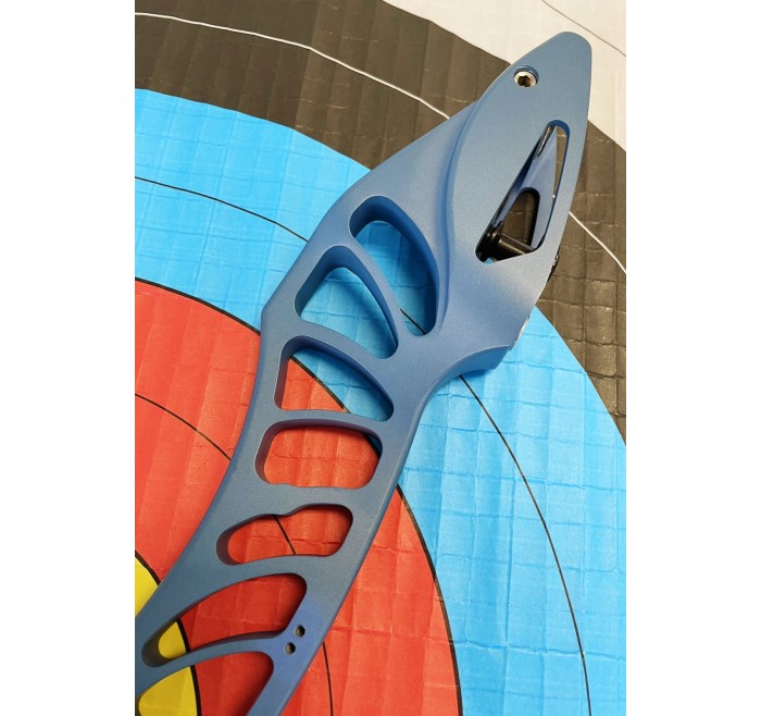 *USATO* HOYT RISER XCEED BLU LH (sinistro) - con REST SHIBUYA, GRIP R-CORE E 2 GRIP ORIGINALI SCORTA - COME NUOVO