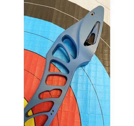 *USATO* HOYT RISER XCEED BLU LH (sinistro) - con REST SHIBUYA, GRIP R-CORE E 2 GRIP ORIGINALI SCORTA - COME NUOVO