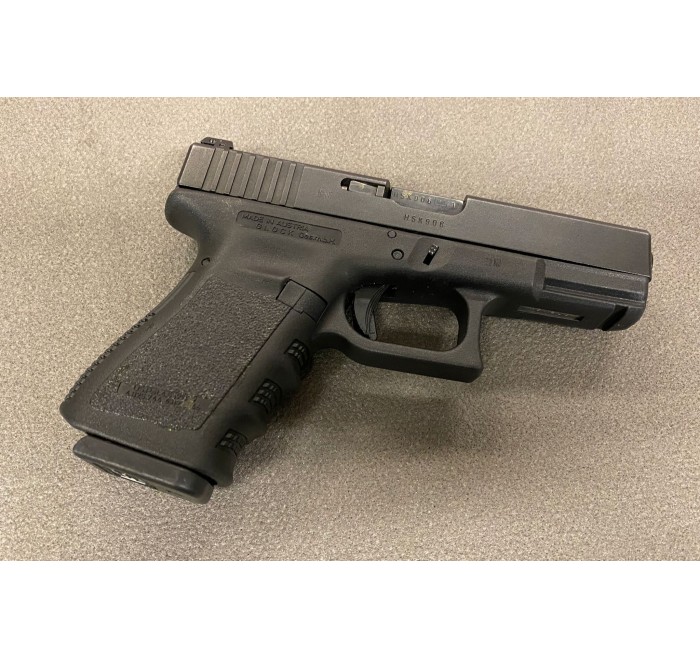 *USATO* GLOCK PISTOLA Mod 19 3°GEN CAL 9x21 @) 