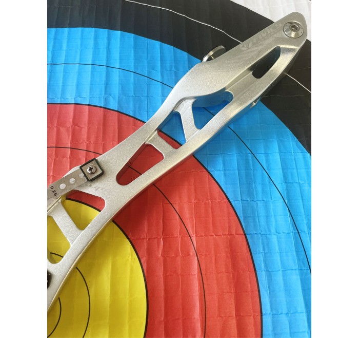 *USATO* FIVICS RISER VELLATOR 2 SILVER RH (destro) - con rest SHIBUYA e clicker BEITER