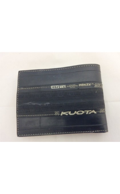 ZARA PORTAFOGLIO ON THE ROAD IN COPERTONE RICOPERTO