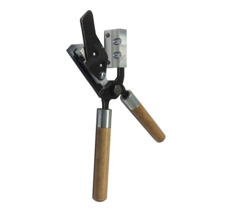 LEE FONDIPALLE A 2 CAVITA´