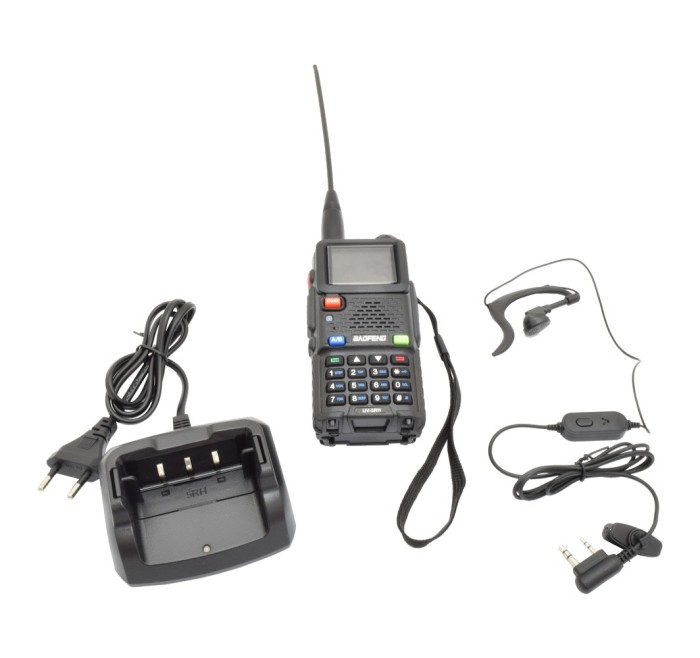 BAOFENG RADIO RICETRASMITTENTE DUAL BAND VHF/UHF E AM/FM RADIO