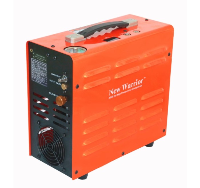 WARRIOR COMPRESSORE PORTATILE PCP 12-110-220V 4500PSI/310BAR 8,3Kg 350W 17M/0,5LT 